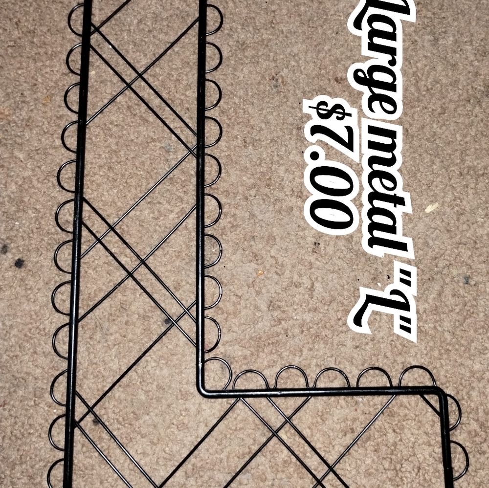 Large metal L